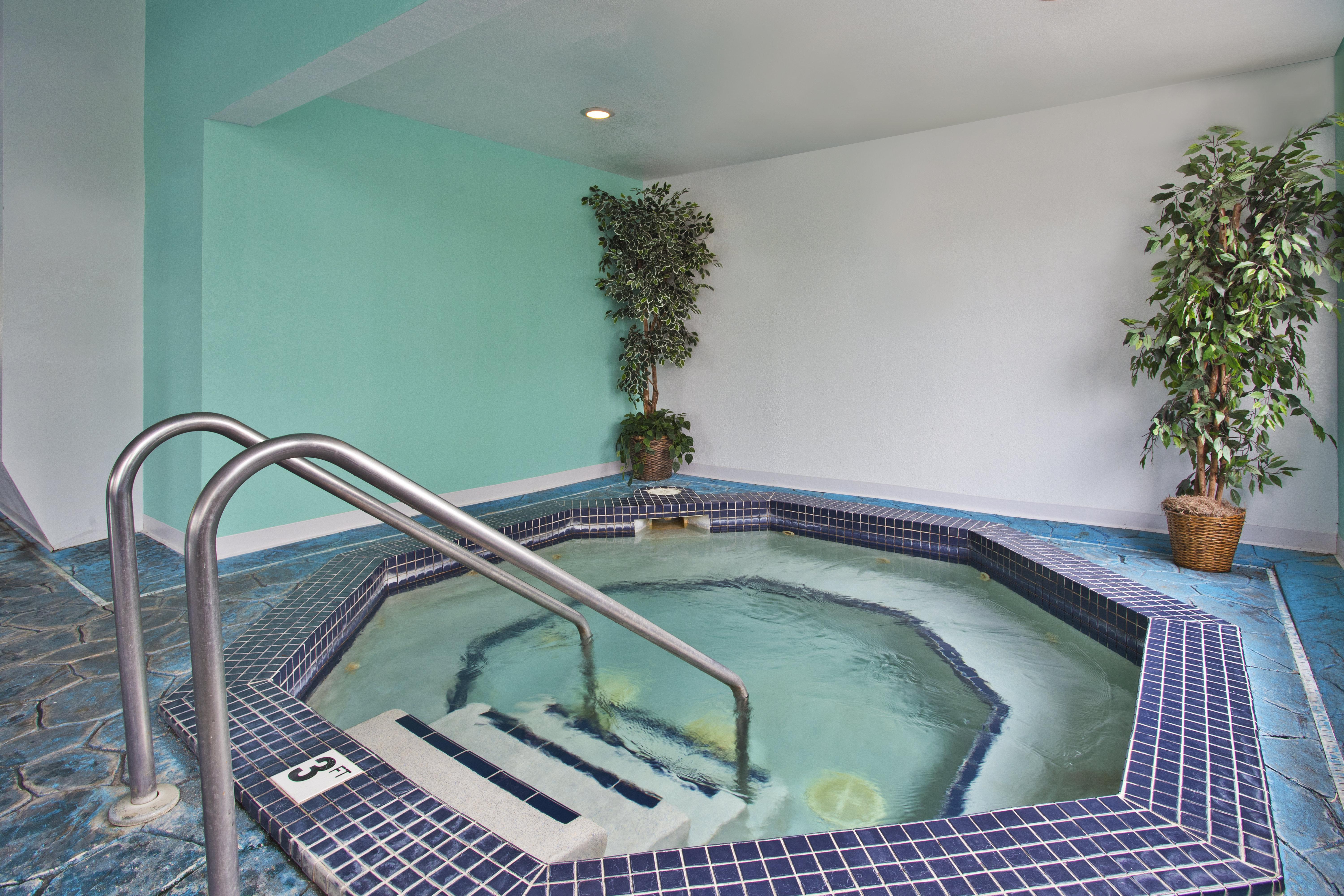 Holiday Inn Express Mackinaw City By Ihg Exterior foto