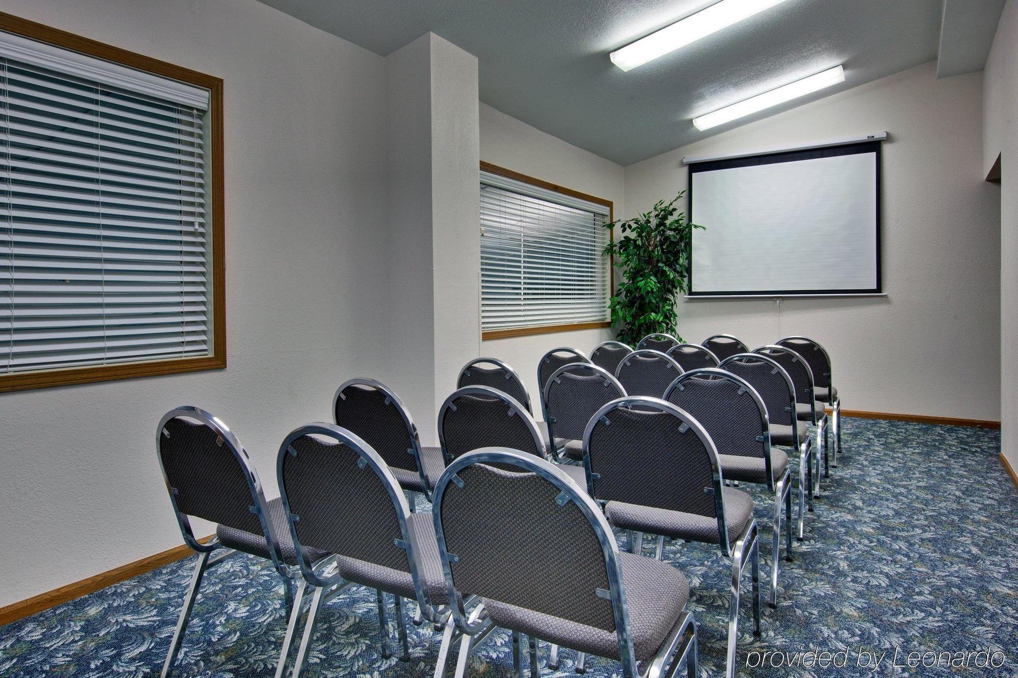 Holiday Inn Express Mackinaw City By Ihg Facilidades foto