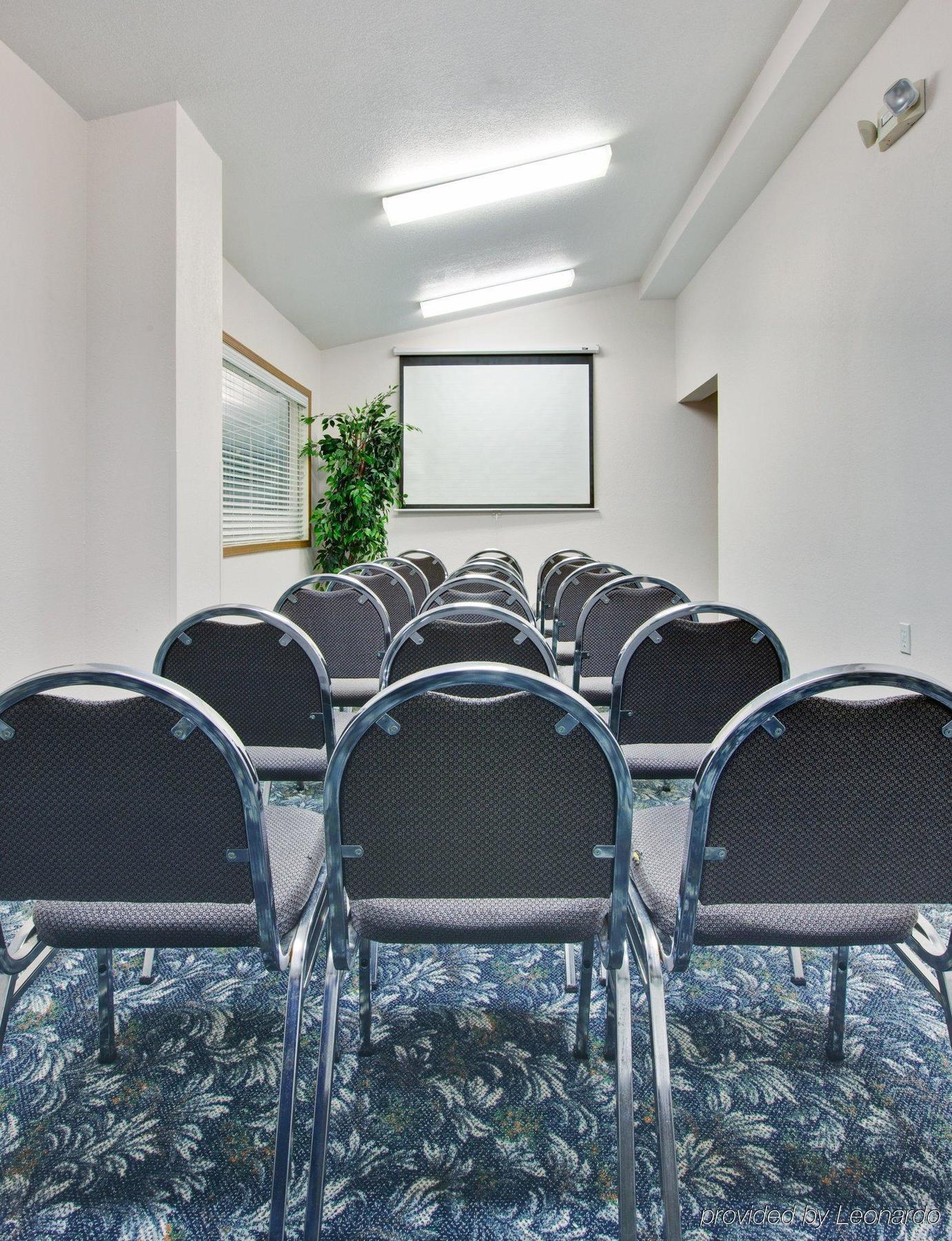 Holiday Inn Express Mackinaw City By Ihg Facilidades foto